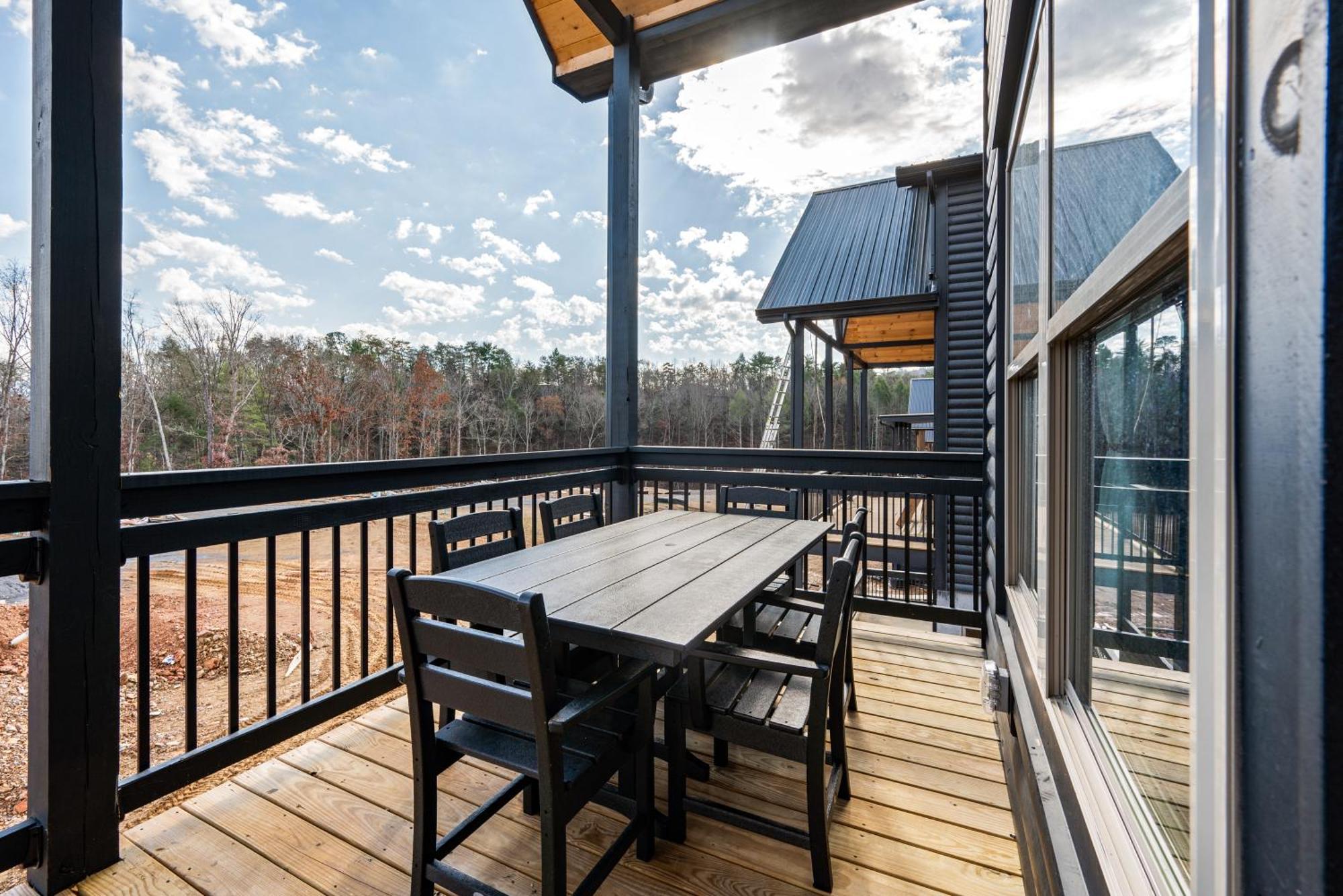 Smokiesboutiquecabins Would To Host At Our New Cabin! 3 King Suites, Indoor Pool, Game Room, Lounge With 75