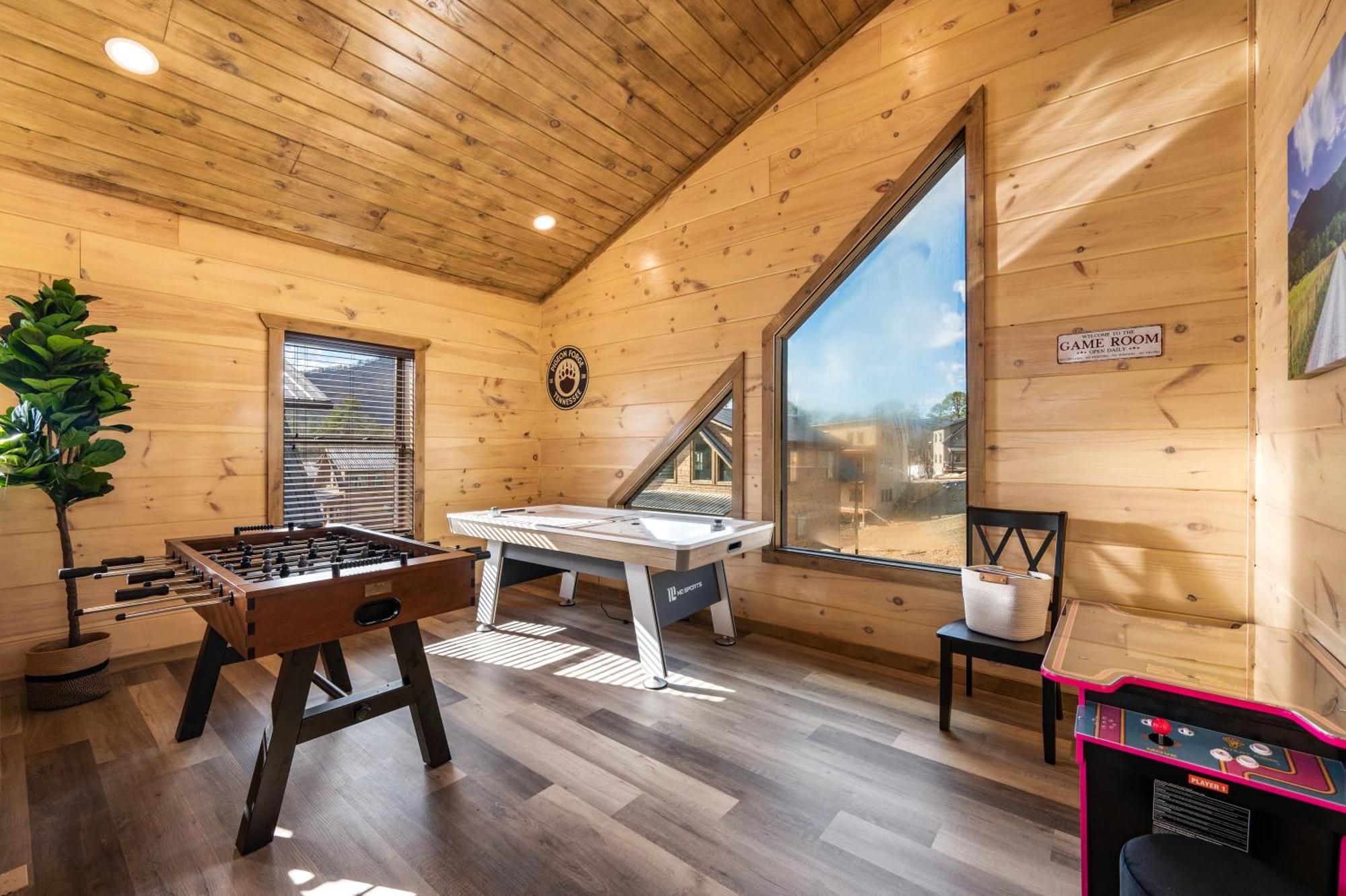 Smokiesboutiquecabins Would To Host At Our New Cabin! 3 King Suites, Indoor Pool, Game Room, Lounge With 75