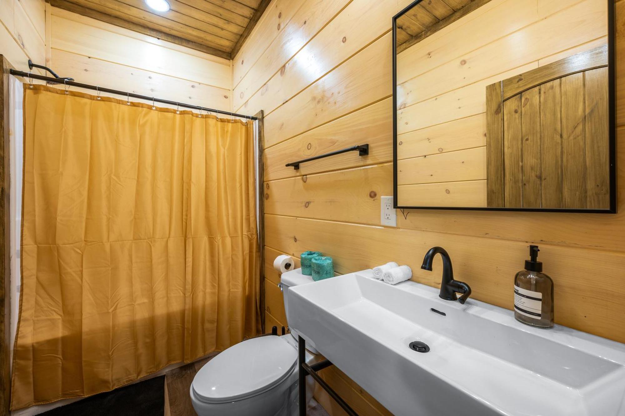 Smokiesboutiquecabins Would To Host At Our New Cabin! 3 King Suites, Indoor Pool, Game Room, Lounge With 75
