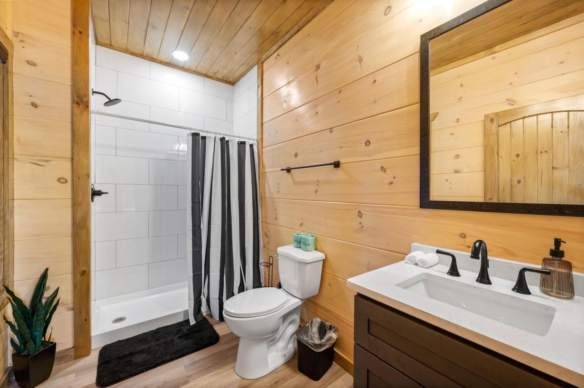 Smokiesboutiquecabins Would To Host At Our New Cabin! 3 King Suites, Indoor Pool, Game Room, Lounge With 75