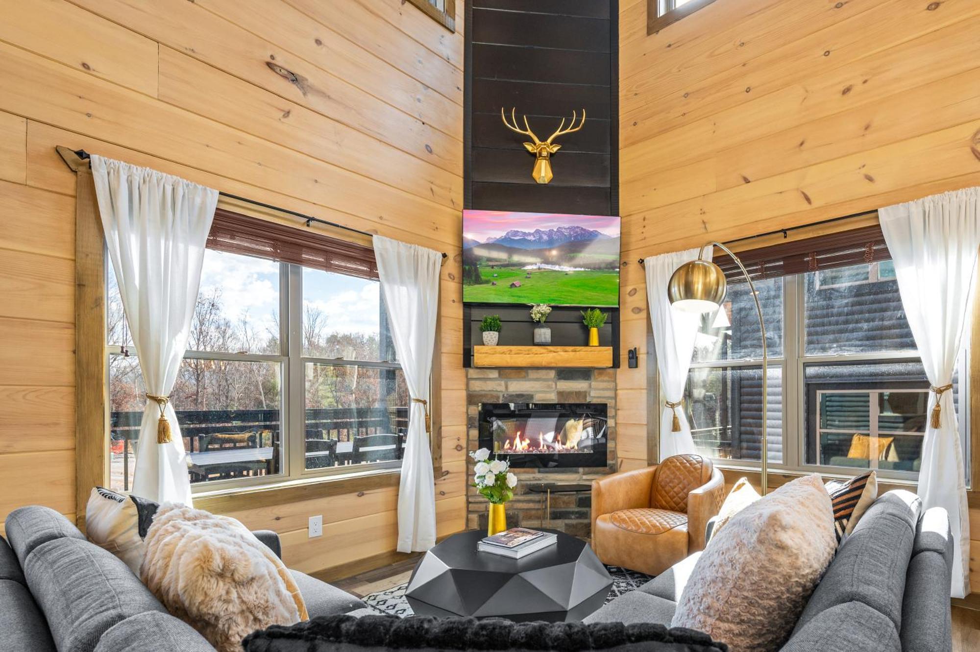 Smokiesboutiquecabins Would To Host At Our New Cabin! 3 King Suites, Indoor Pool, Game Room, Lounge With 75